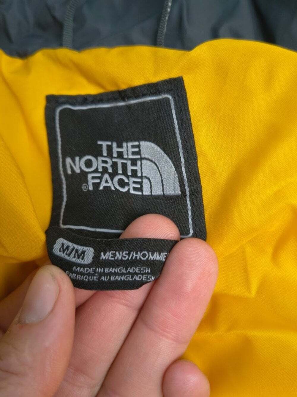 The North Face 700 Fill Down Nuptse Vest Black Yellow Mens Medium Reversible - Picture 2 of 6